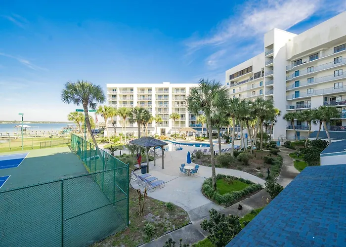 Surf & Racquet 202b * Gulf Shores
