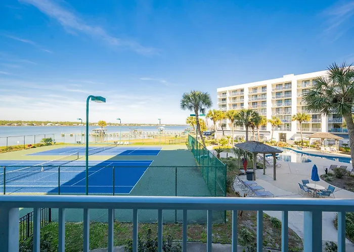 Surf & Racquet 202b Apartment Gulf Shores