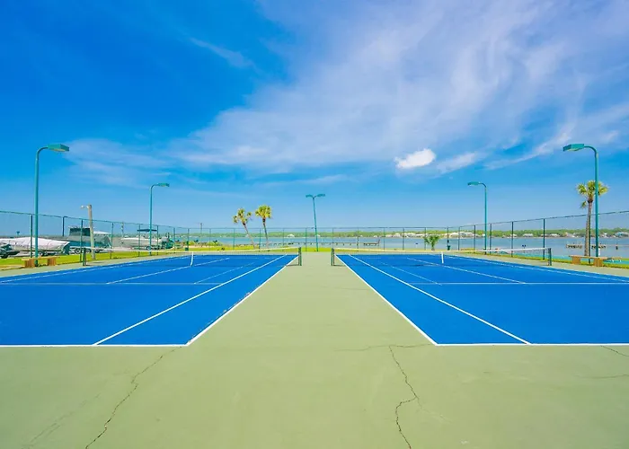 Apartment Surf & Racquet 202b *